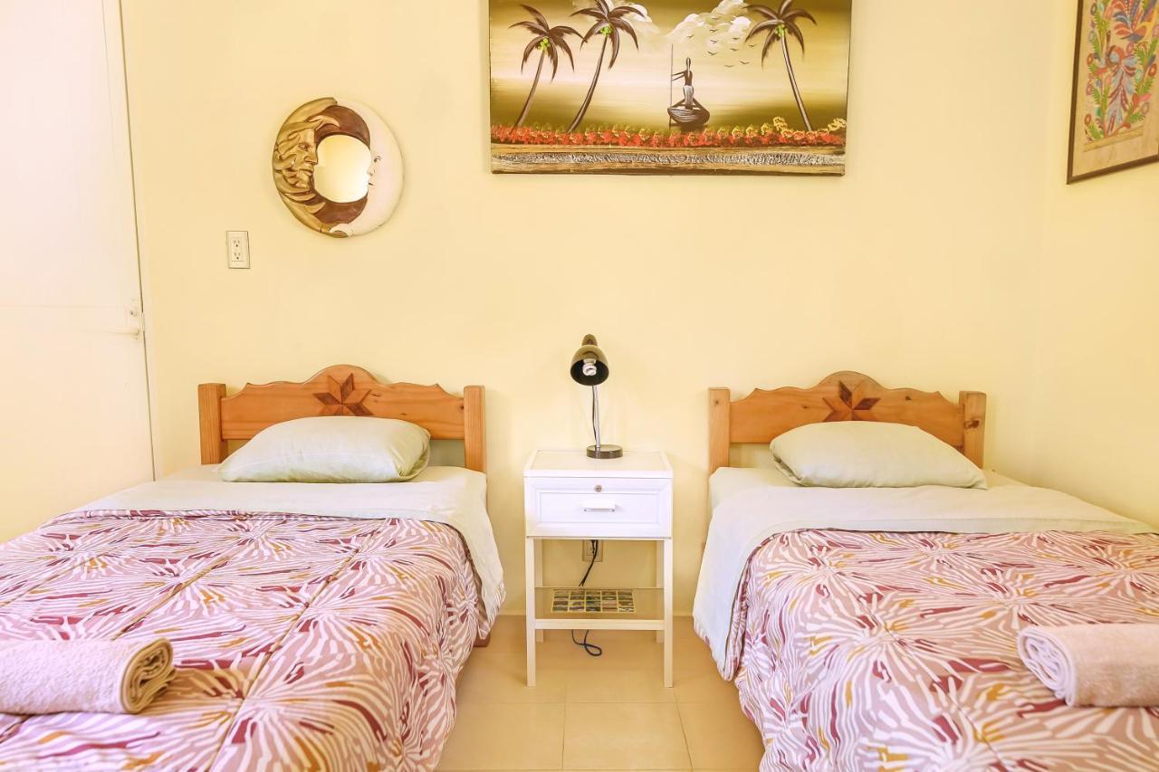 Rooms Saab Плая дел Кармен Екстериор снимка